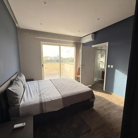 Panoramic View Penthouse With Dual Terraces Апартаменты