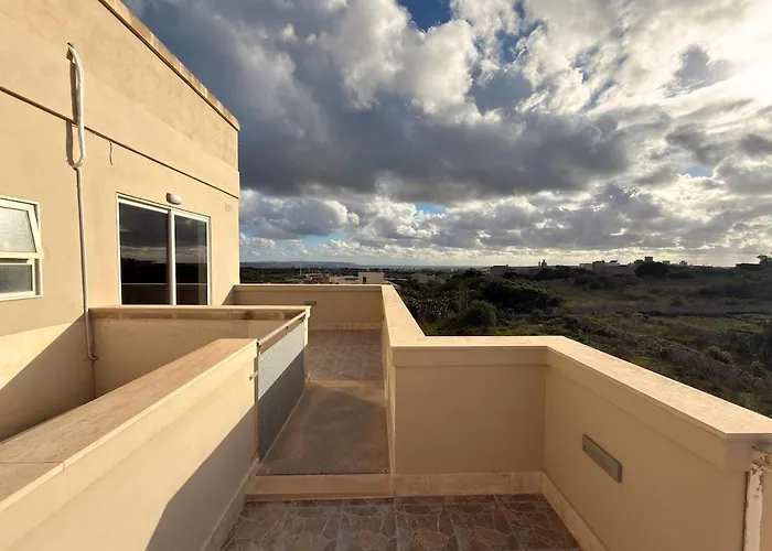 Panoramic View Penthouse With Dual Terraces * Xagħra