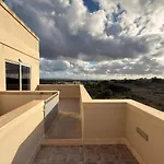 Panoramic View Penthouse With Dual Terraces * Шаара