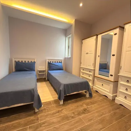Panoramic View Penthouse With Dual Terraces * Xaghra