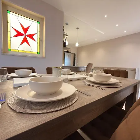 Panoramic View Penthouse With Dual Terraces Xagħra