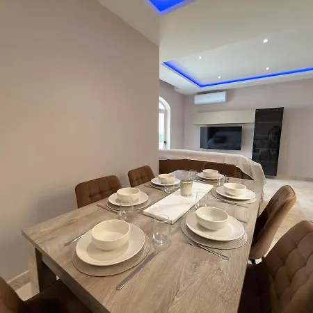 Panoramic View Penthouse With Dual Terraces Daire