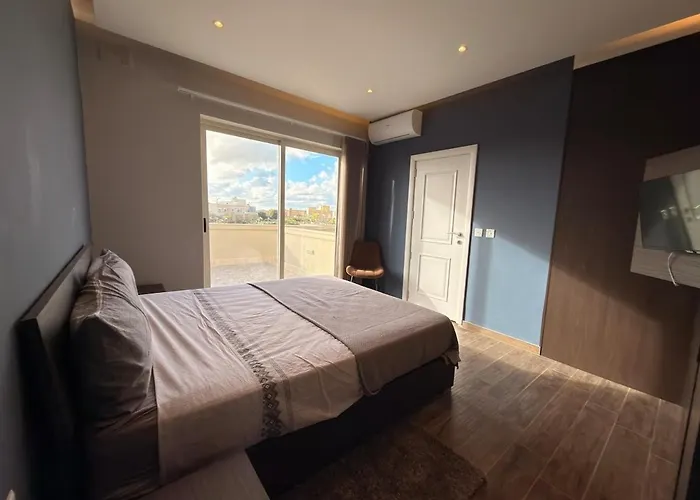 Daire Panoramic View Penthouse With Dual Terraces *