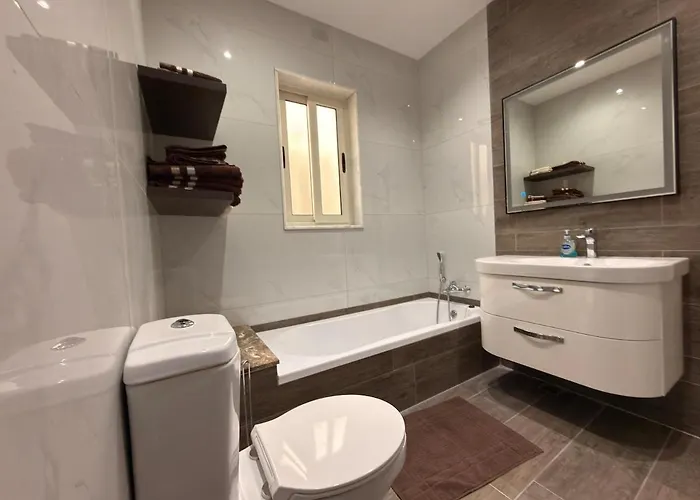 Panoramic View Penthouse With Dual Terraces * Xagħra